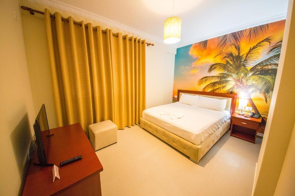 Hotel Summer Stars Вльора Екстер'єр фото