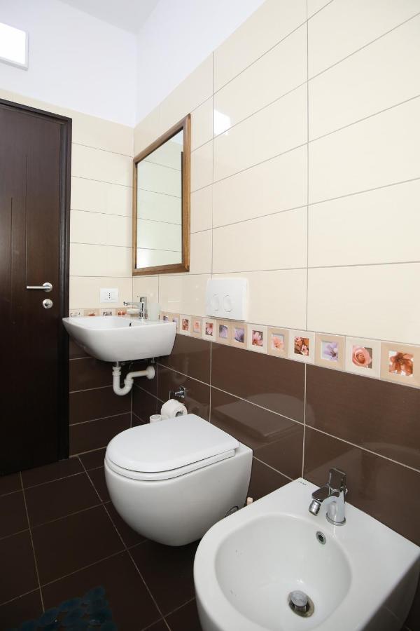 Hotel Summer Stars Вльора Екстер'єр фото