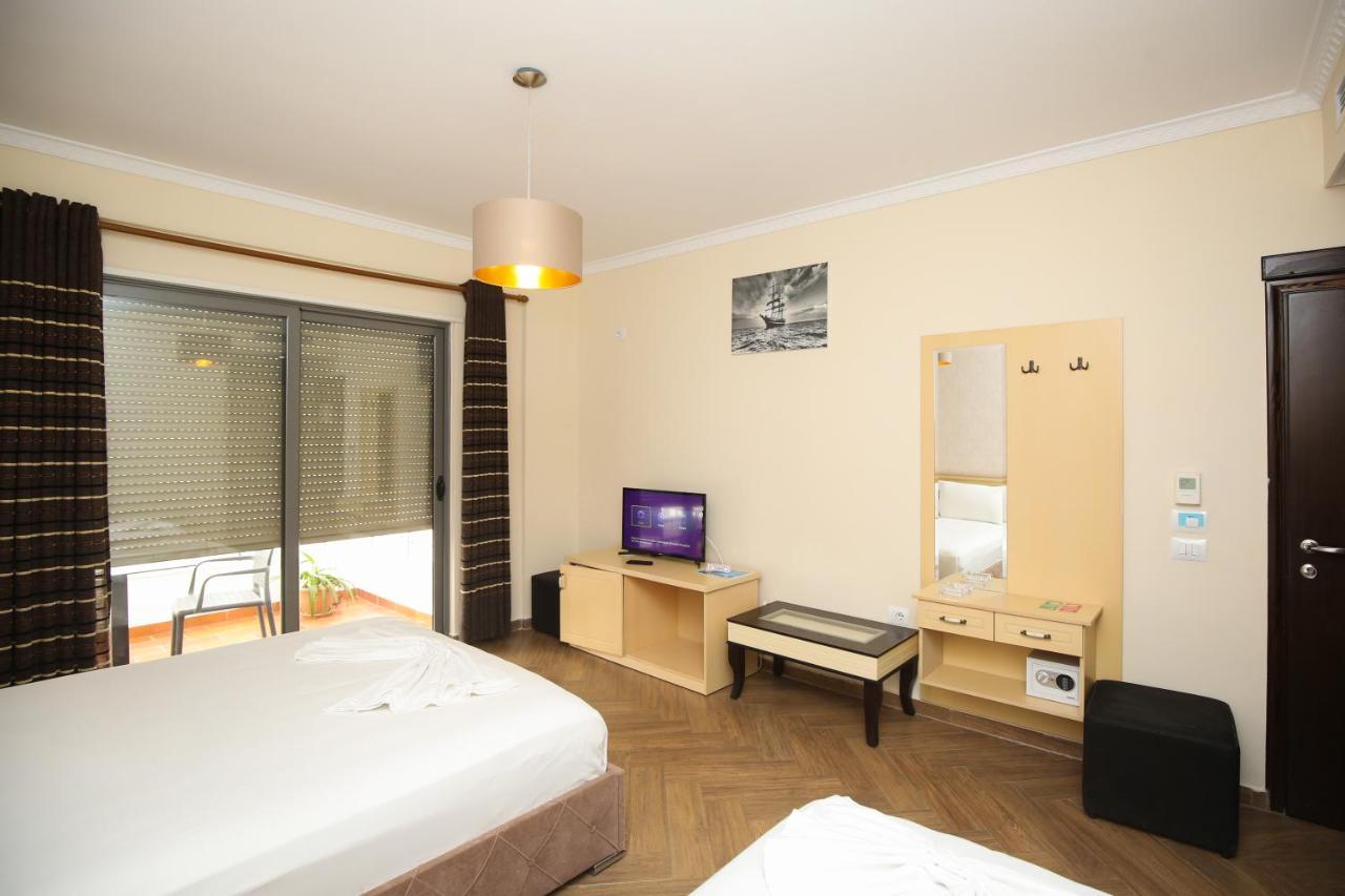 Hotel Summer Stars Вльора Екстер'єр фото