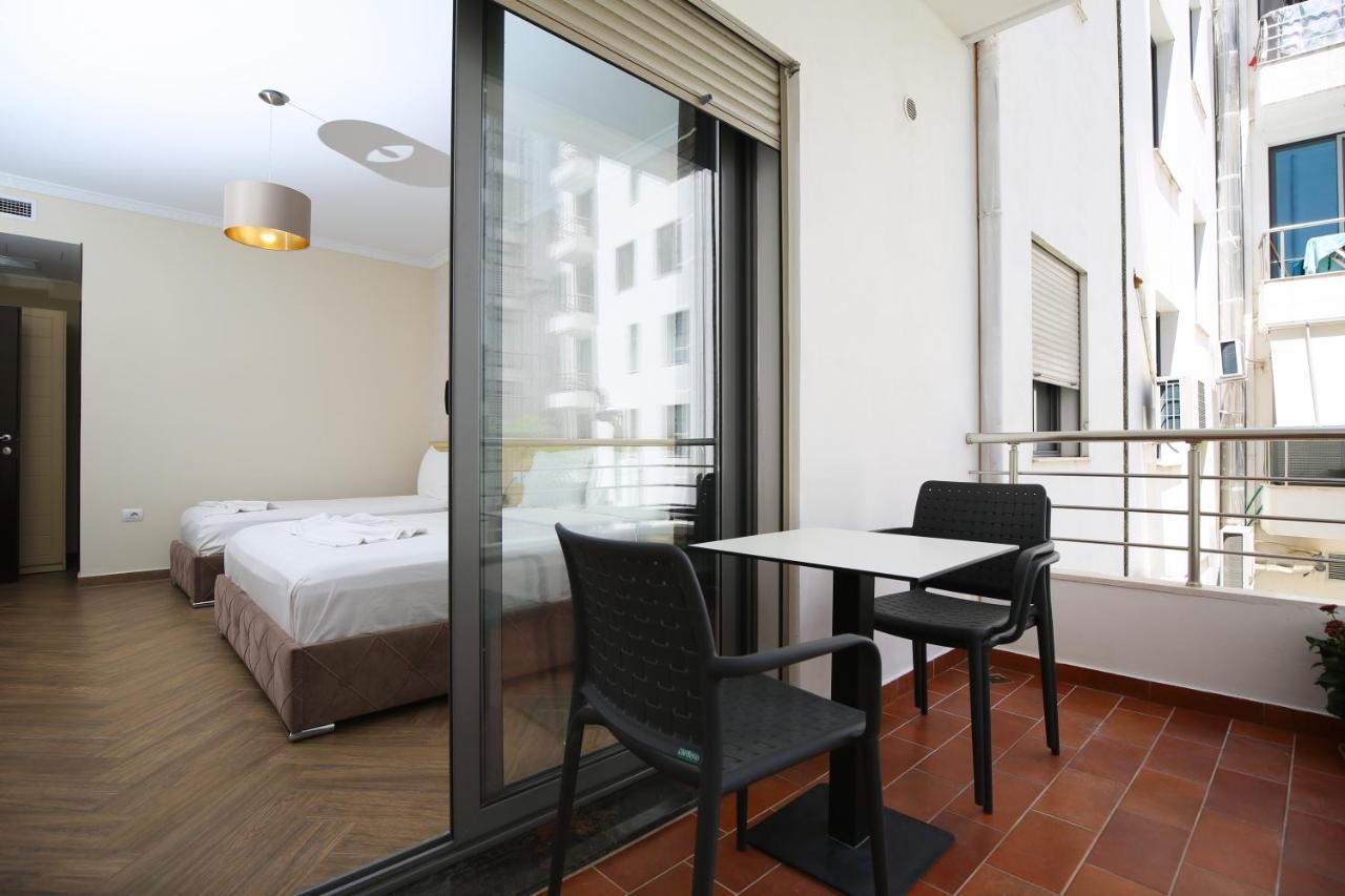 Hotel Summer Stars Вльора Екстер'єр фото