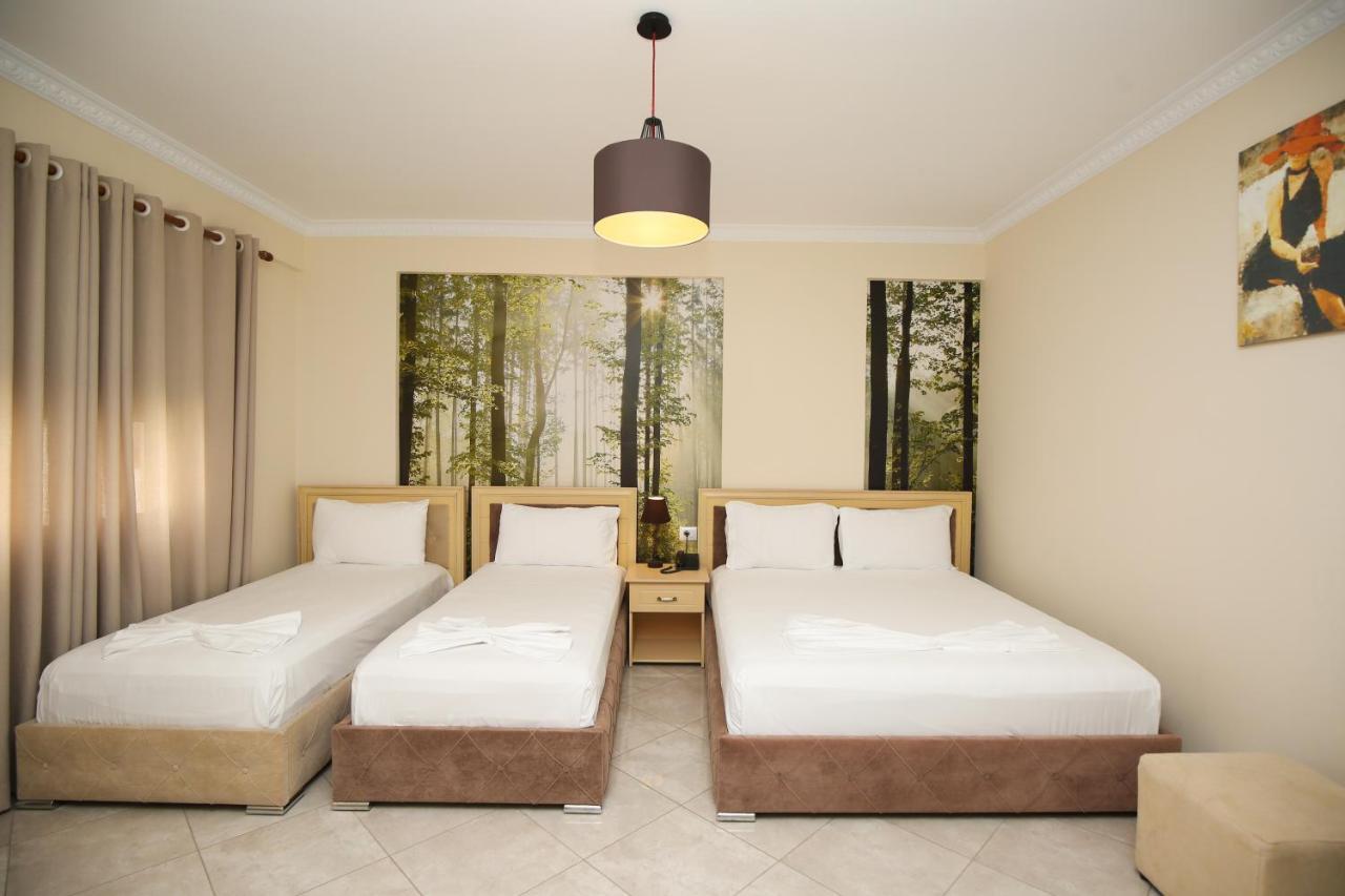 Hotel Summer Stars Вльора Екстер'єр фото