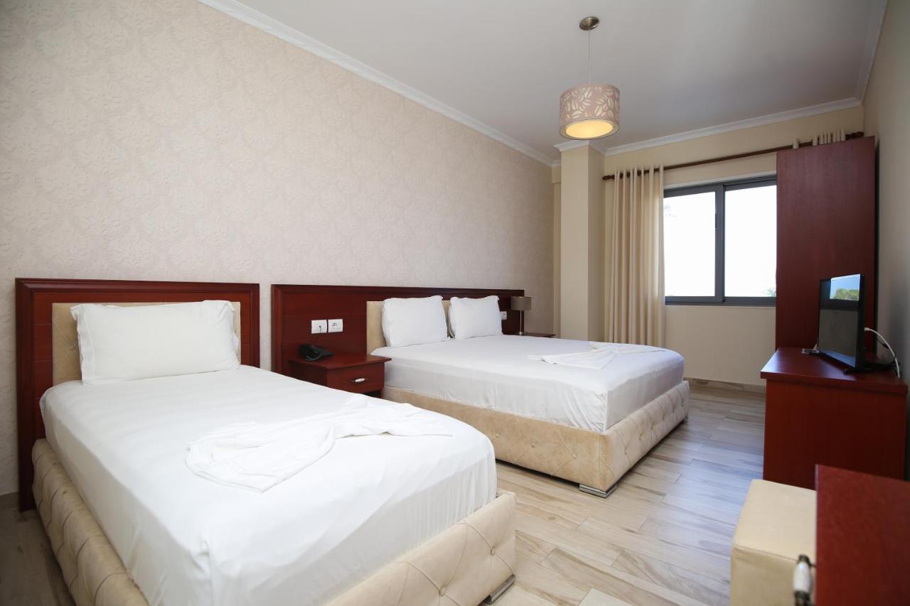 Hotel Summer Stars Вльора Екстер'єр фото