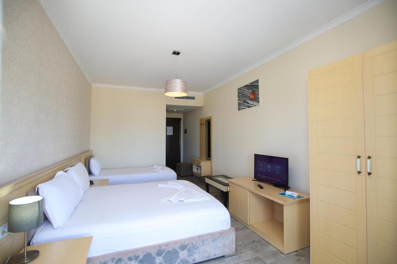 Hotel Summer Stars Вльора Екстер'єр фото